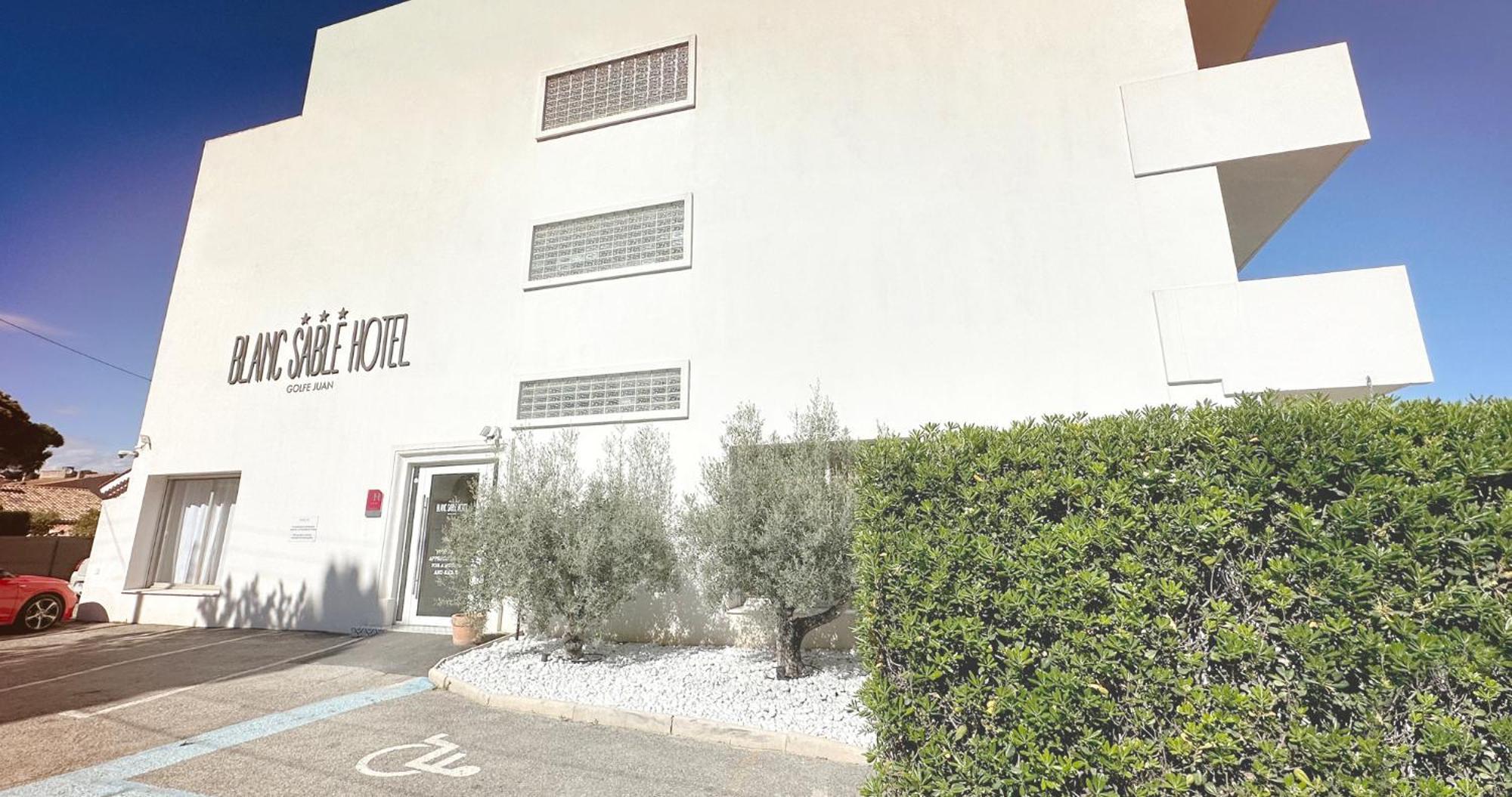 Blanc Sable Hotel Golfe-Juan Exterior photo